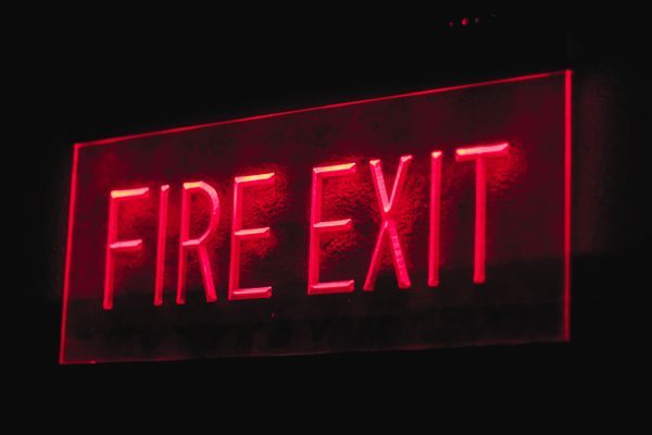 Guide-file à Strasbourg : formation essentielle pour évacuations sûres